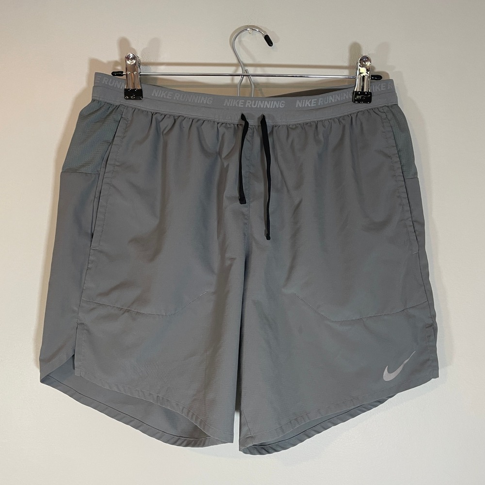 Nike Running Dri-FIT Grey Athletic Shorts Mens Medium 6.5 Inch Inseam Liner